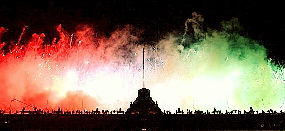Fireworks at the National Palace in Mexico City!