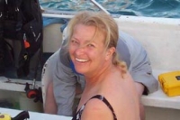 Eve - As she would want to be remembered: DIVING!